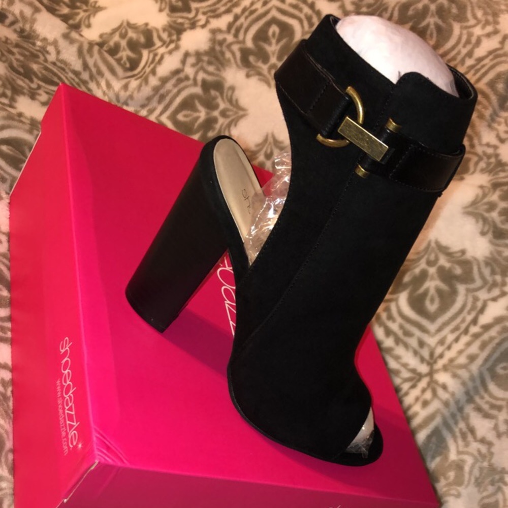 Cute Black Boots